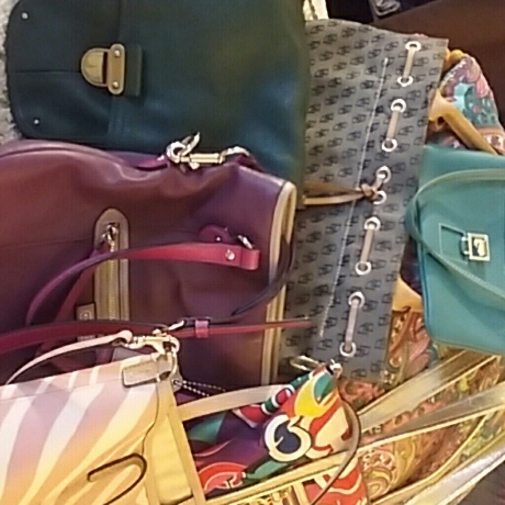 Meet your Posher, Miriam